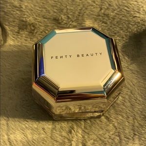 Gently Beauty. By Rihanna . Fairy Bomb.